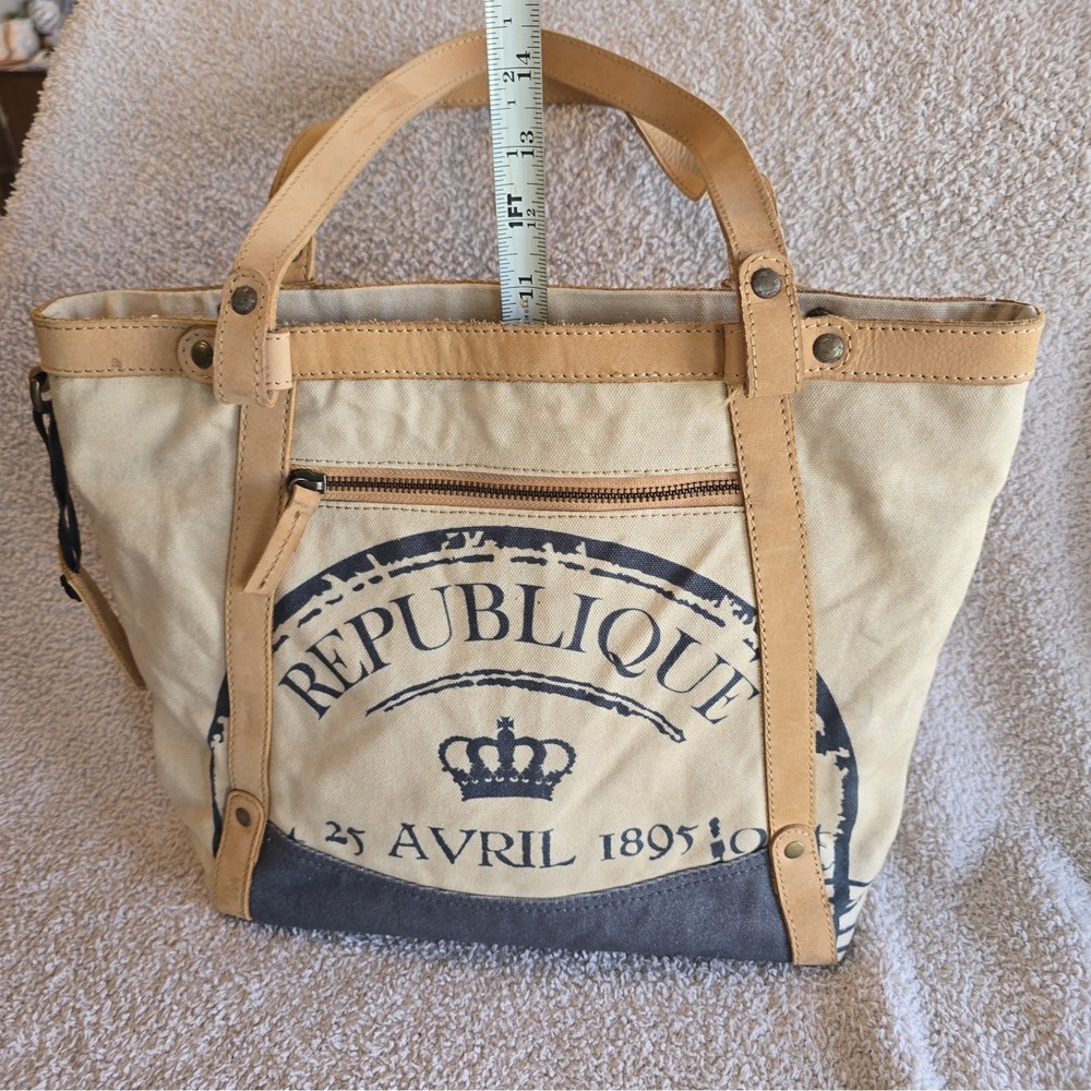 Le Papillon Upcycled Canvas And Leather Shoulder Bag Purse Tote French Detail - Picture 10 of 14